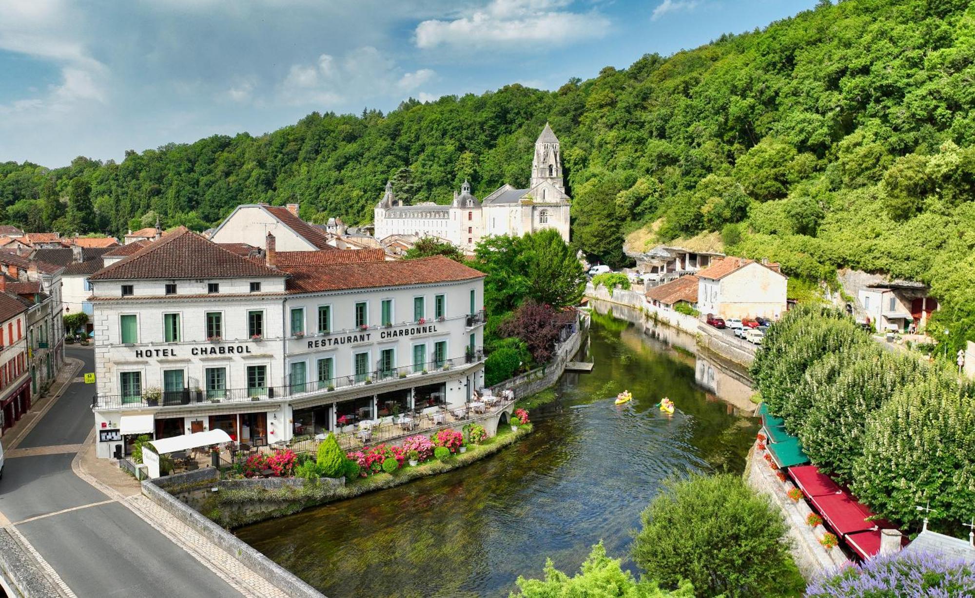 Hotel Restaurant Charbonnel Brantome Exterior photo